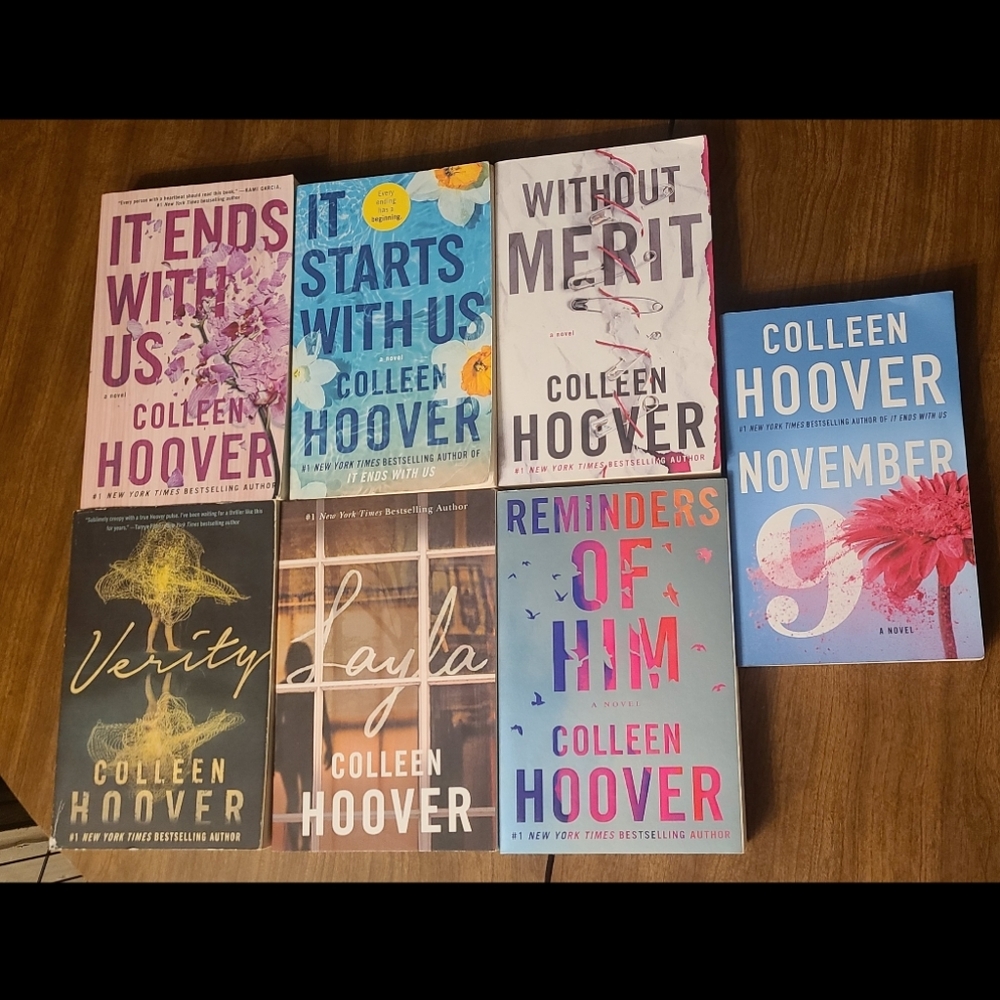 Colleen Hoover book lot of 7